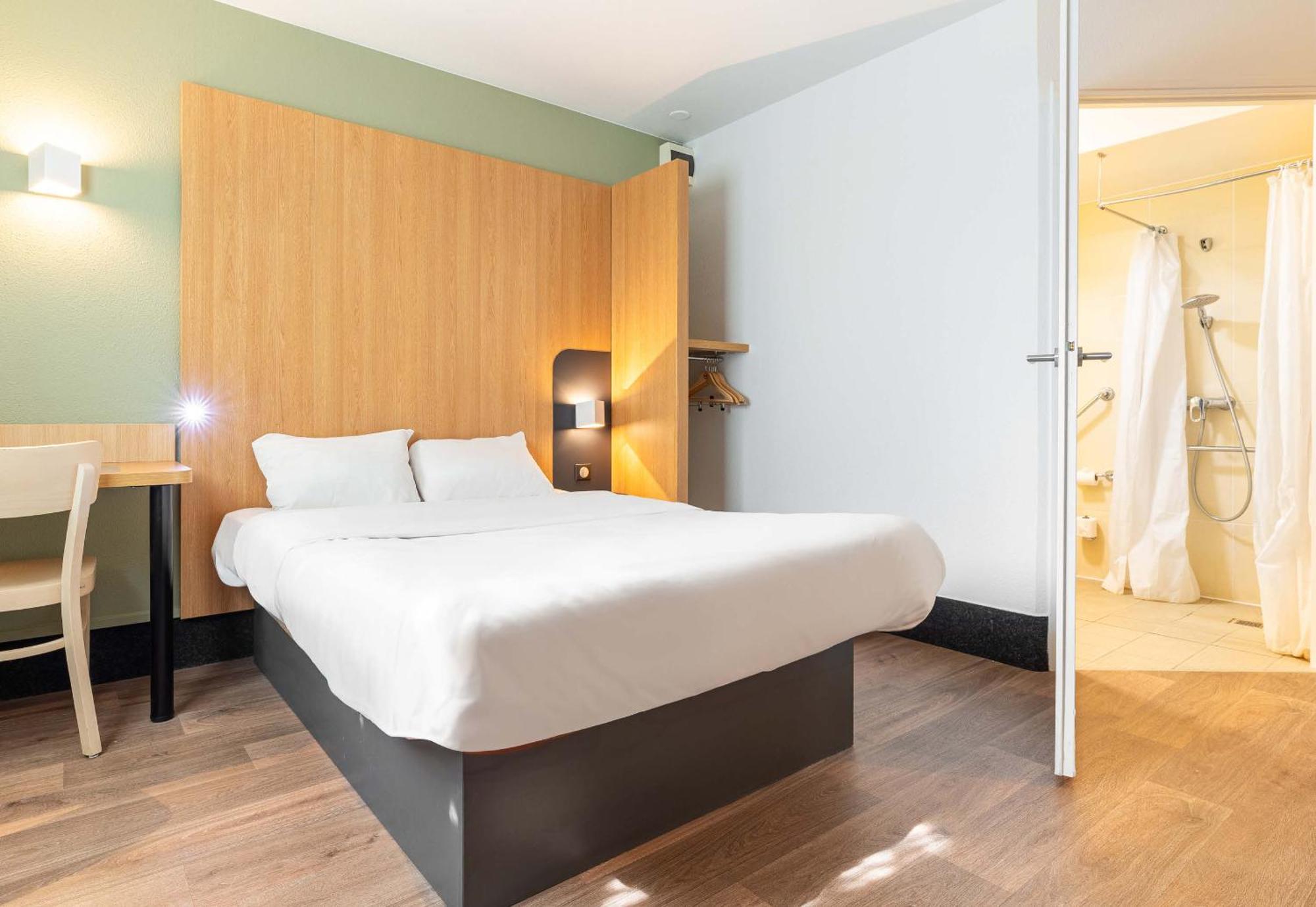 B&B Hotel Nantes Aeroport Bouguenais Exteriör bild