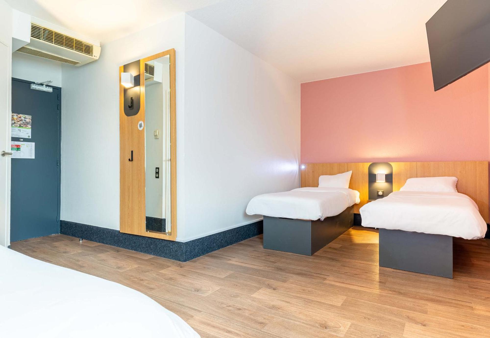 B&B Hotel Nantes Aeroport Bouguenais Exteriör bild